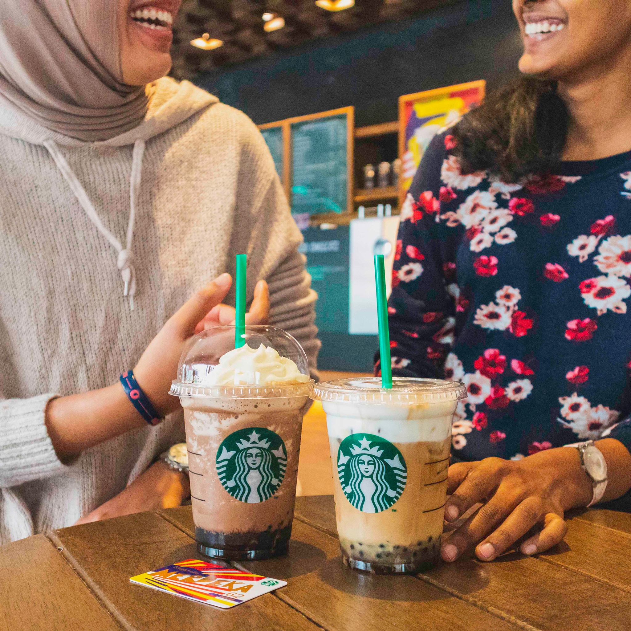 Starbucks buy 1 free 1 Malaysia Day