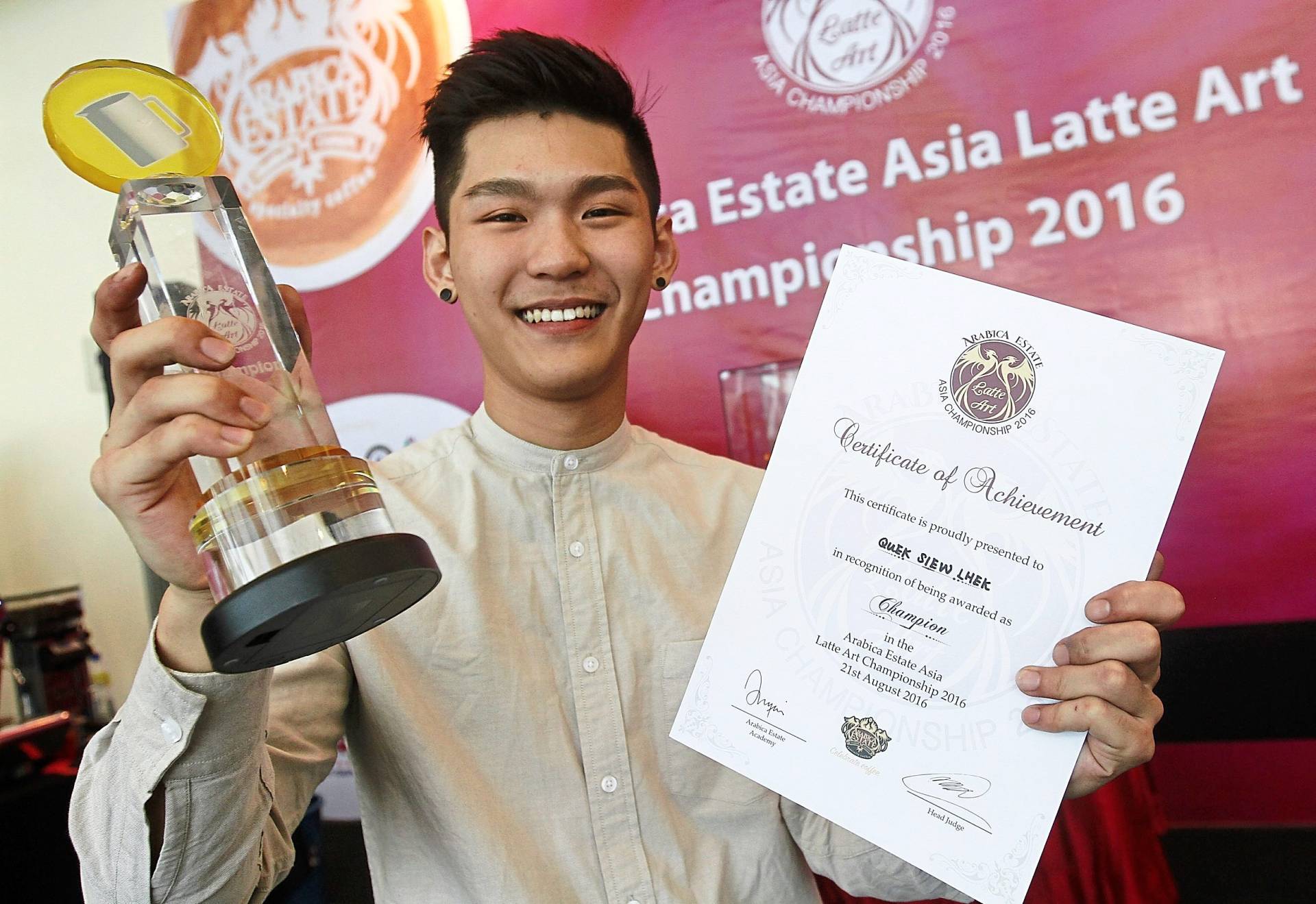 Malaysian champions World Latte Art Battle 2019