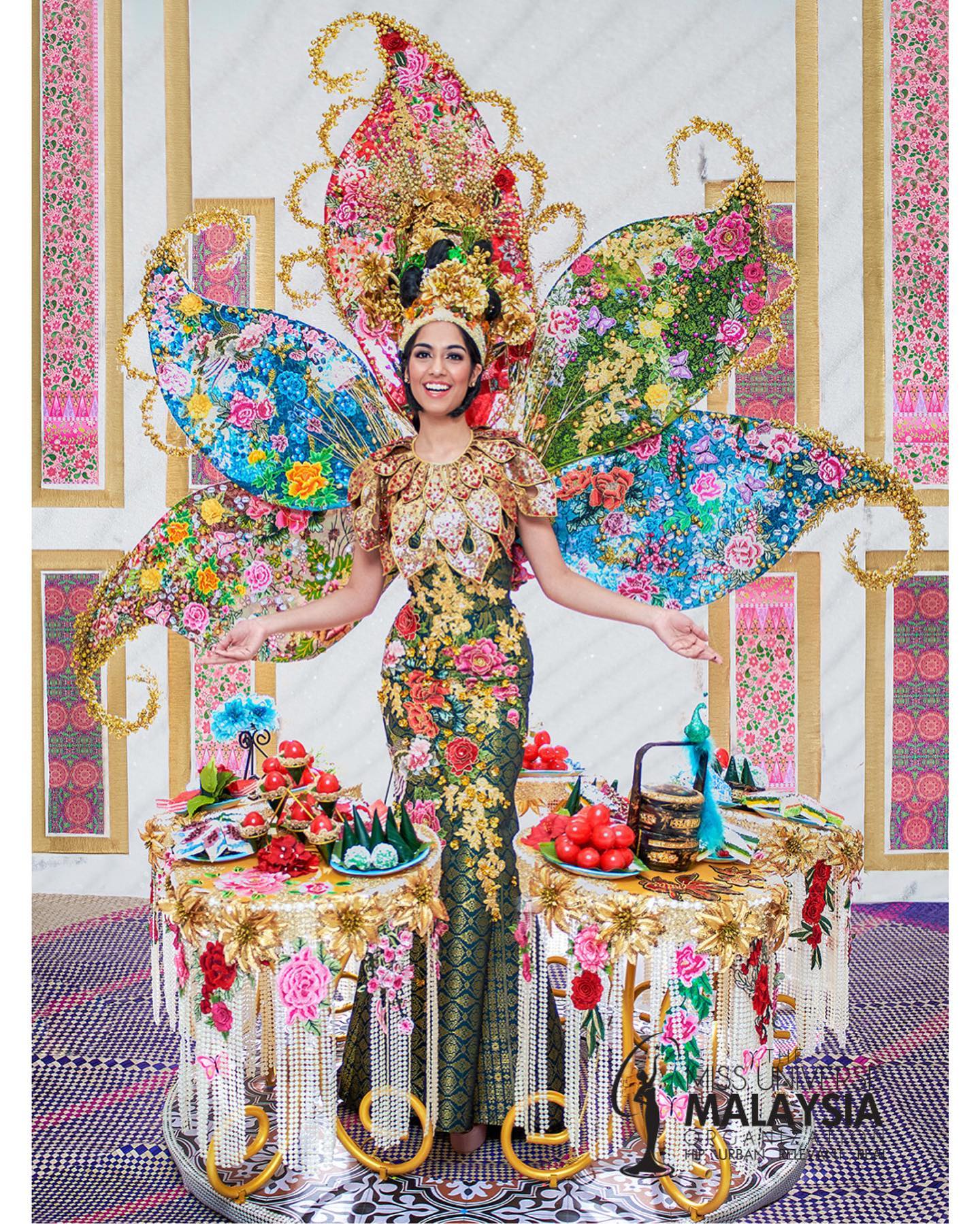 Malaysian wins Best National Costume at Miss Universe 2019